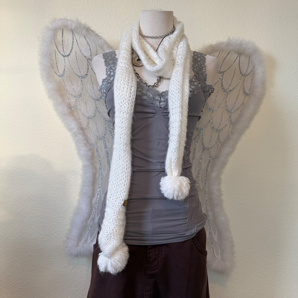 Skinny Girly Grunge White‎ Knit Scarf Pom Poms Chunky Cozy Angelcore Kawaii Cute